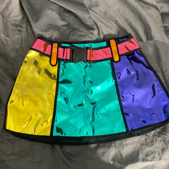 RAINBOW RUNNER MINI SKIRT
CLUB EXX - Picture 2 of 2
